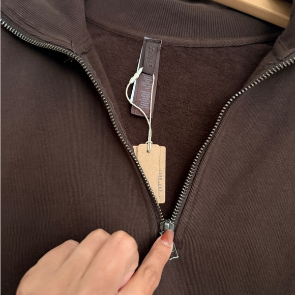 SKIMS Boyfriend Fleece Slouchy Half Zip Pullover – Espresso (NWT) OVERSIZED - Picture 6 of 12